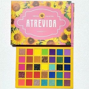 ATREVIDA Eyeshadow Palette Limited Edition
